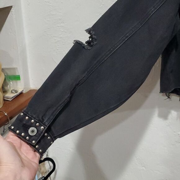 Cropped Distressed & Studded Black Jean Jacket Size XS Oversized - Picture 12 of 16